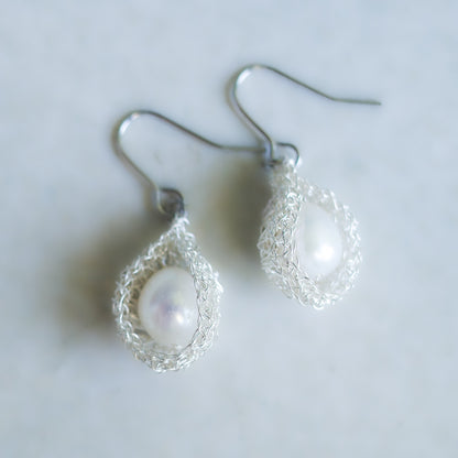 Sleeping Beauty Freshwater Pearl Earrings/Earrings Silver