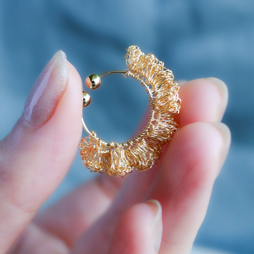 Plenty of frills wire crochet ear cuff in gold